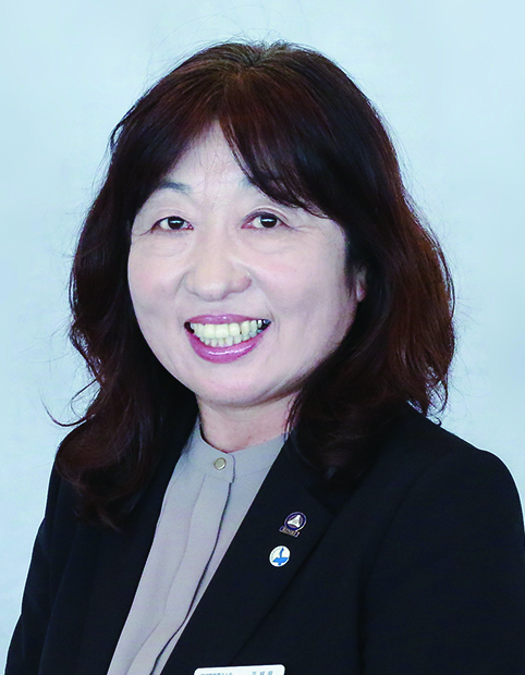 女性委員長